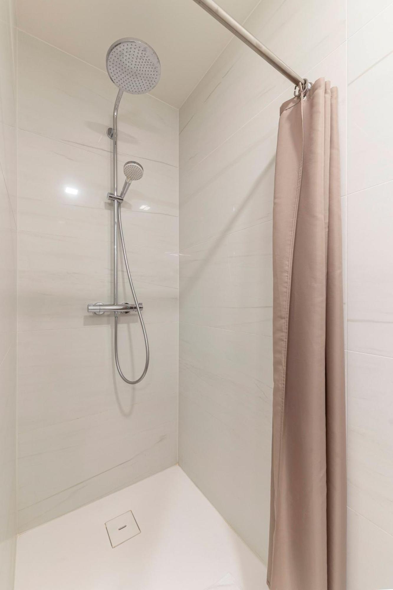 Rooms S Center 斯洛文尼亚科尼采 外观 照片